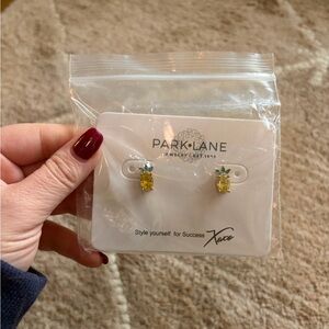 NWT Park Lane Pineapple Stud Earrings